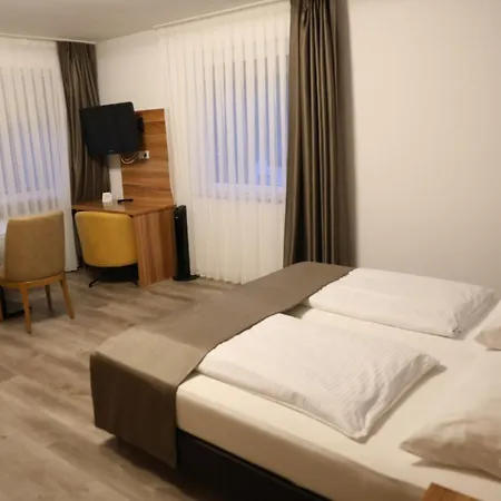 Schlangenbader Hof فندق سخلانغنباد
