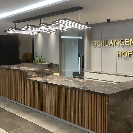 Schlangenbader Hof 3*