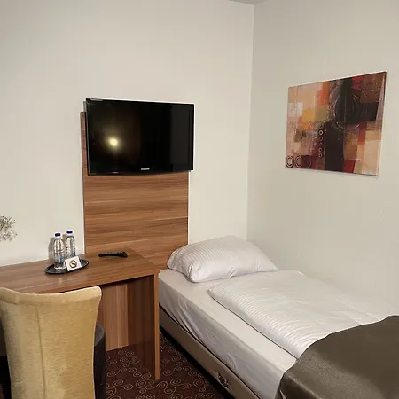 Schlangenbader Hof 3* سخلانغنباد