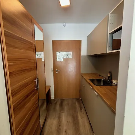 Schlangenbader Hof 3*