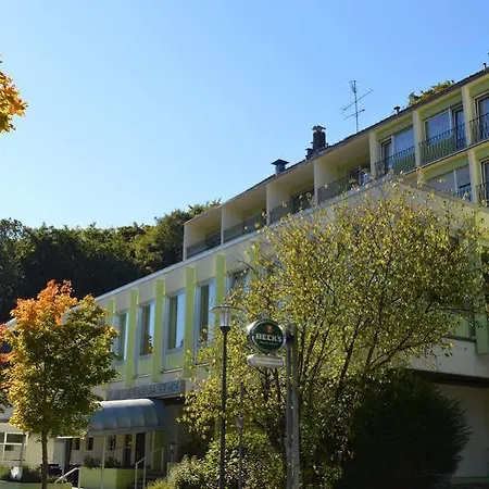 Schlangenbader Hof